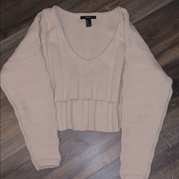 cropped sweater - Picture 2 of 3